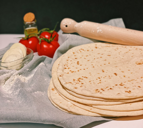 Italian Piadina Bread, Italian Piadina Flatbread, Olive Garden Piadina, Piadina Jamie Oliver, Piadina Wrap, Italian Wrap, Wrap, Pizza, authentic italian bread recipes