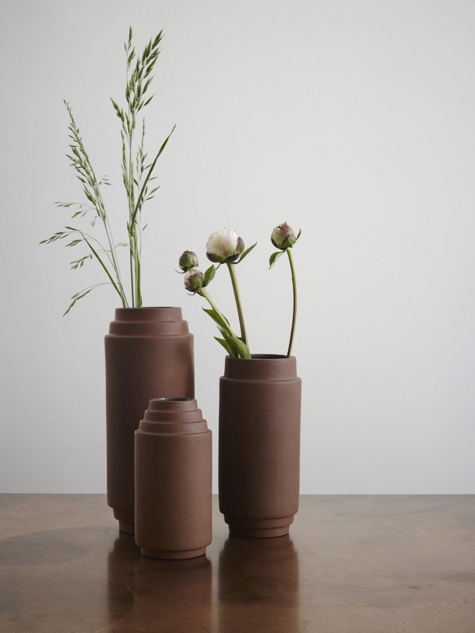 Memphis Tableware. design by Stilleben, Stilleben tableware