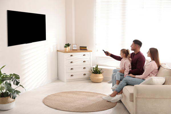 Projector in Your Living Room: Why Is It a Good Choice?