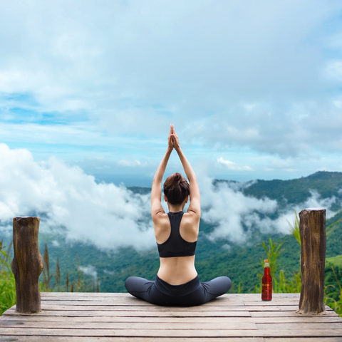 femme faisant du yoga