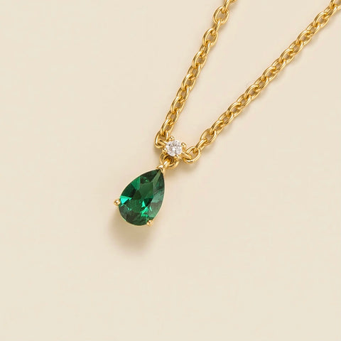 Buy Online Ori small pendant necklace in Emerald & Diamond set in Gold