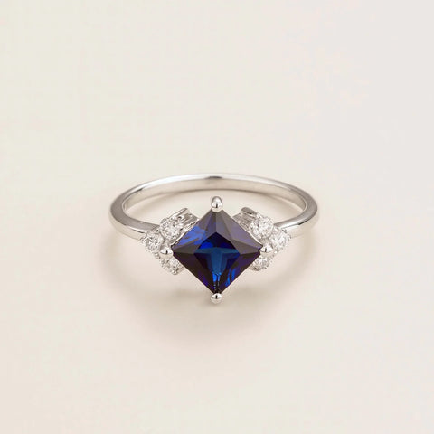 Order Online Amore White Gold Ring Blue Sapphire and Diamond