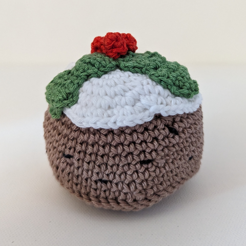 Christmas-Pudding-Crochet-Pattern-Free