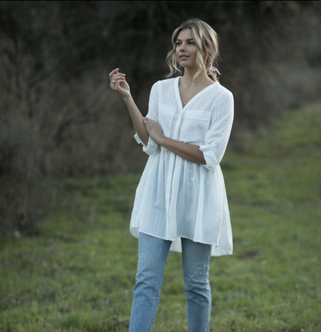 Relaxed Button Down in White