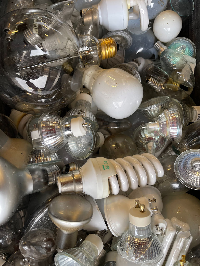 different types of lightbulbs