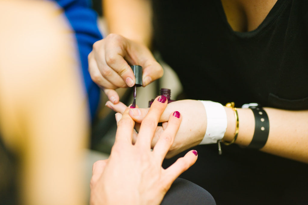 painting nails