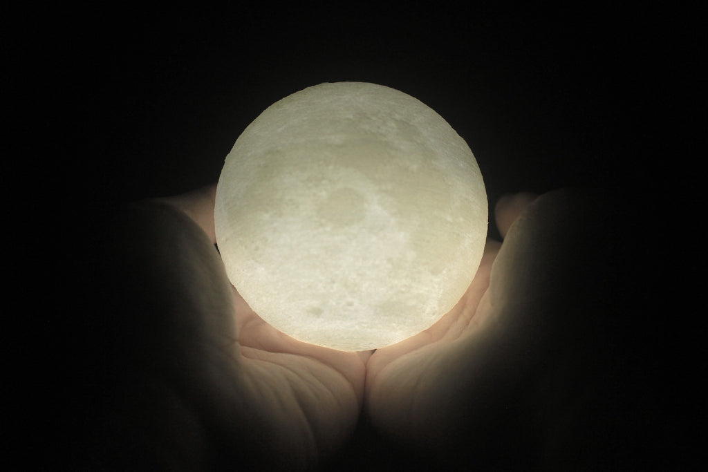 moon lamp