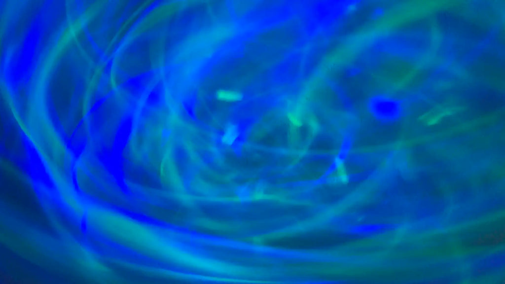 velarus aurora effect in blue and green