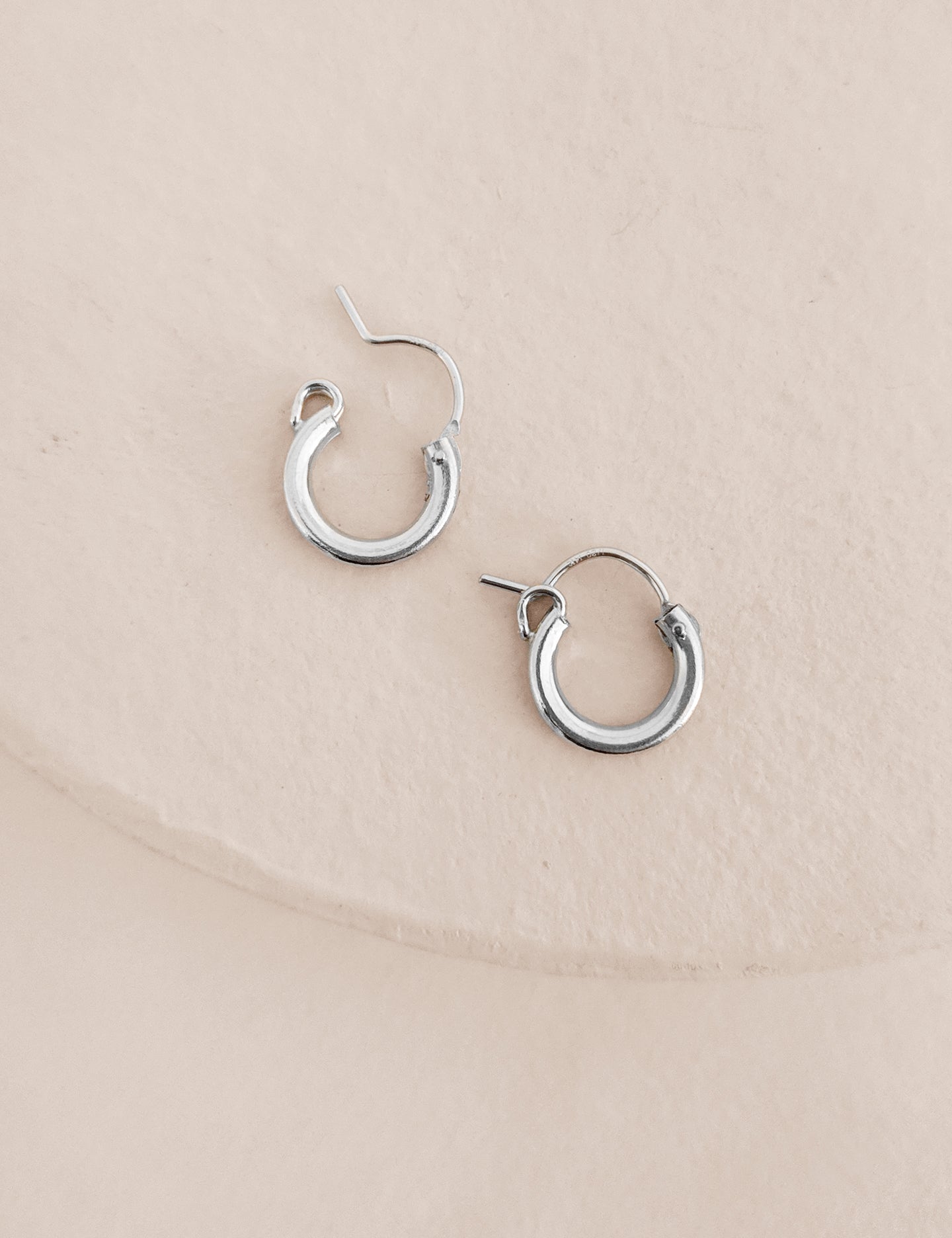 Tiny Snap Hoops