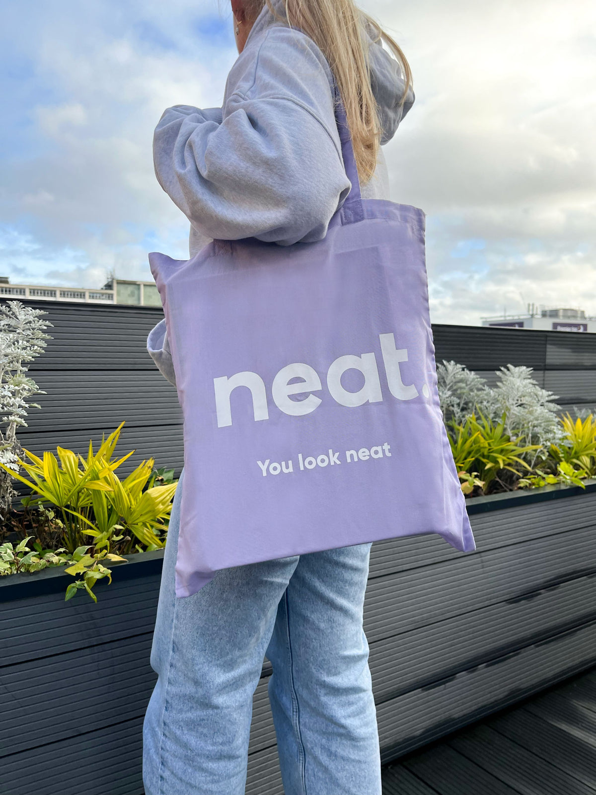 neat. Tote Bag