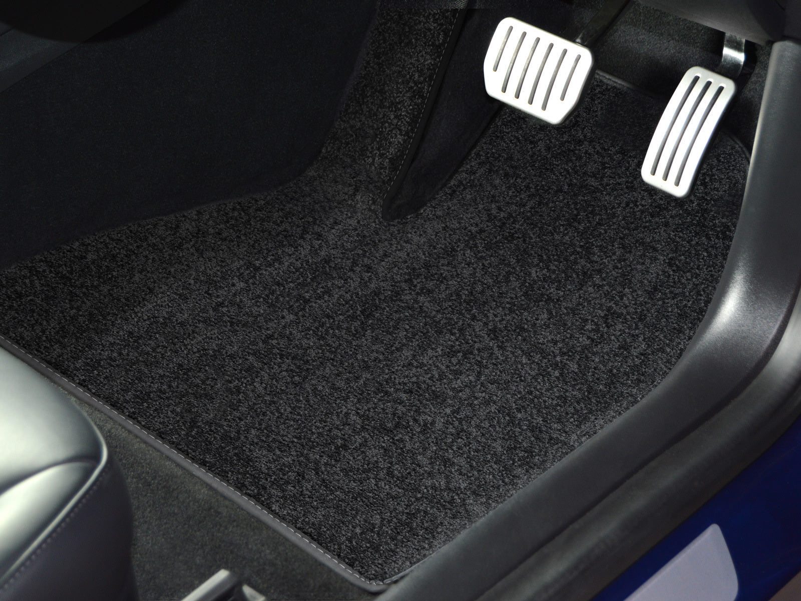 mitsubishi outlander carpet mats