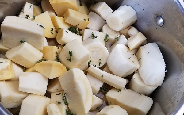 Combine all the ingredients, except the butter and onions, in large pot; bring liquid to boil. 