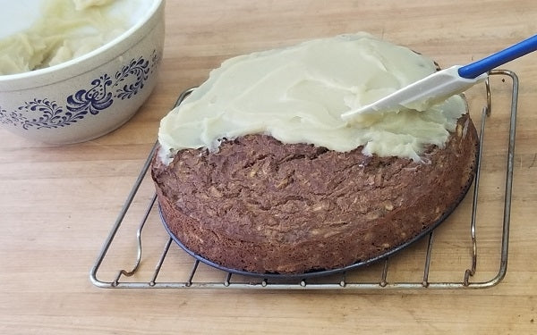 Image of frosting a cake