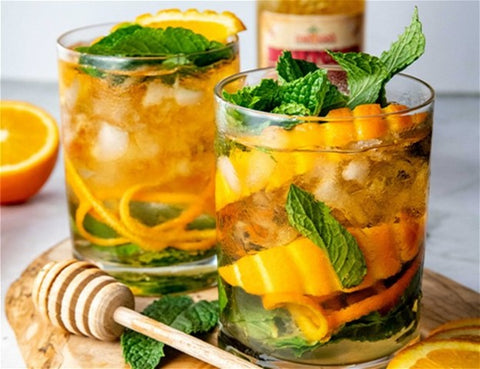 Image of Mint Julep with Fresh Honeycomb