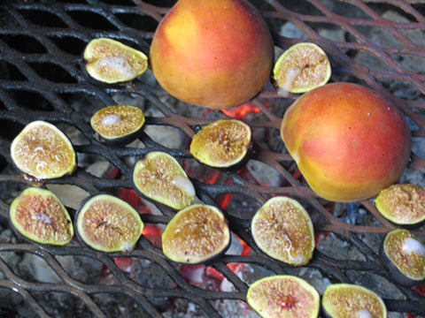Image of grilling figs and peaches