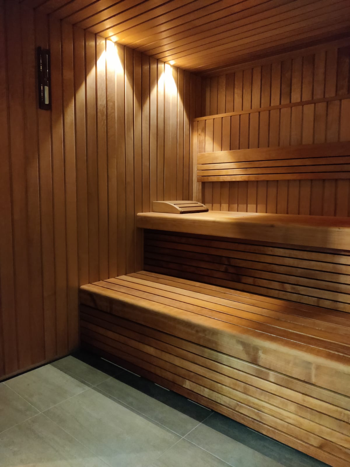 Absoluut halfgeleider regelmatig Maatwerk Sauna voor Professioneel gebruik bij MyLife Rotterdam Terbreg