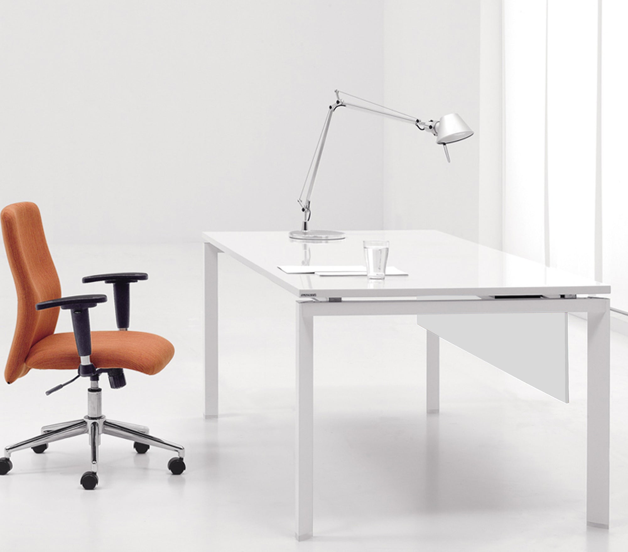 60 White Lacquer Executive Desk By Unique Officedesk Com