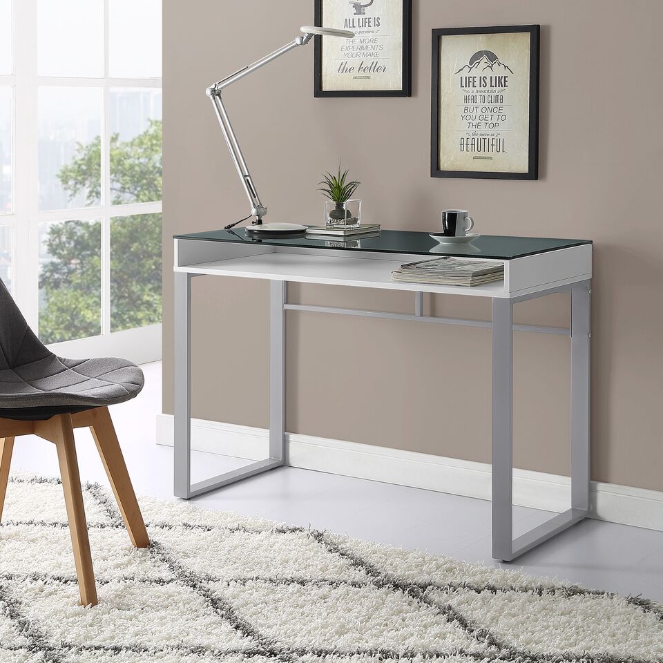Top 10 Styles Of Glass Desks To Modernize Your Office Space