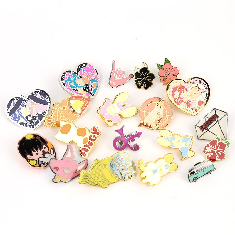 Sanrio Characters Enamel Pins - Hello Kitty, My Melody, Cinnamoroll, Kuromi