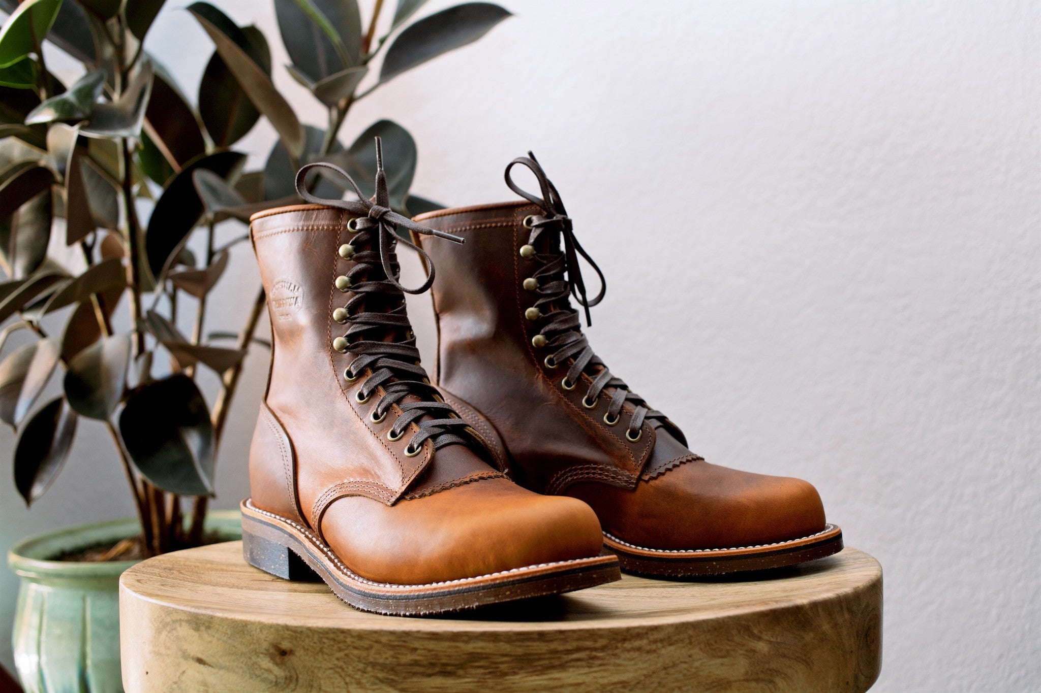 chippewa service boot cordovan