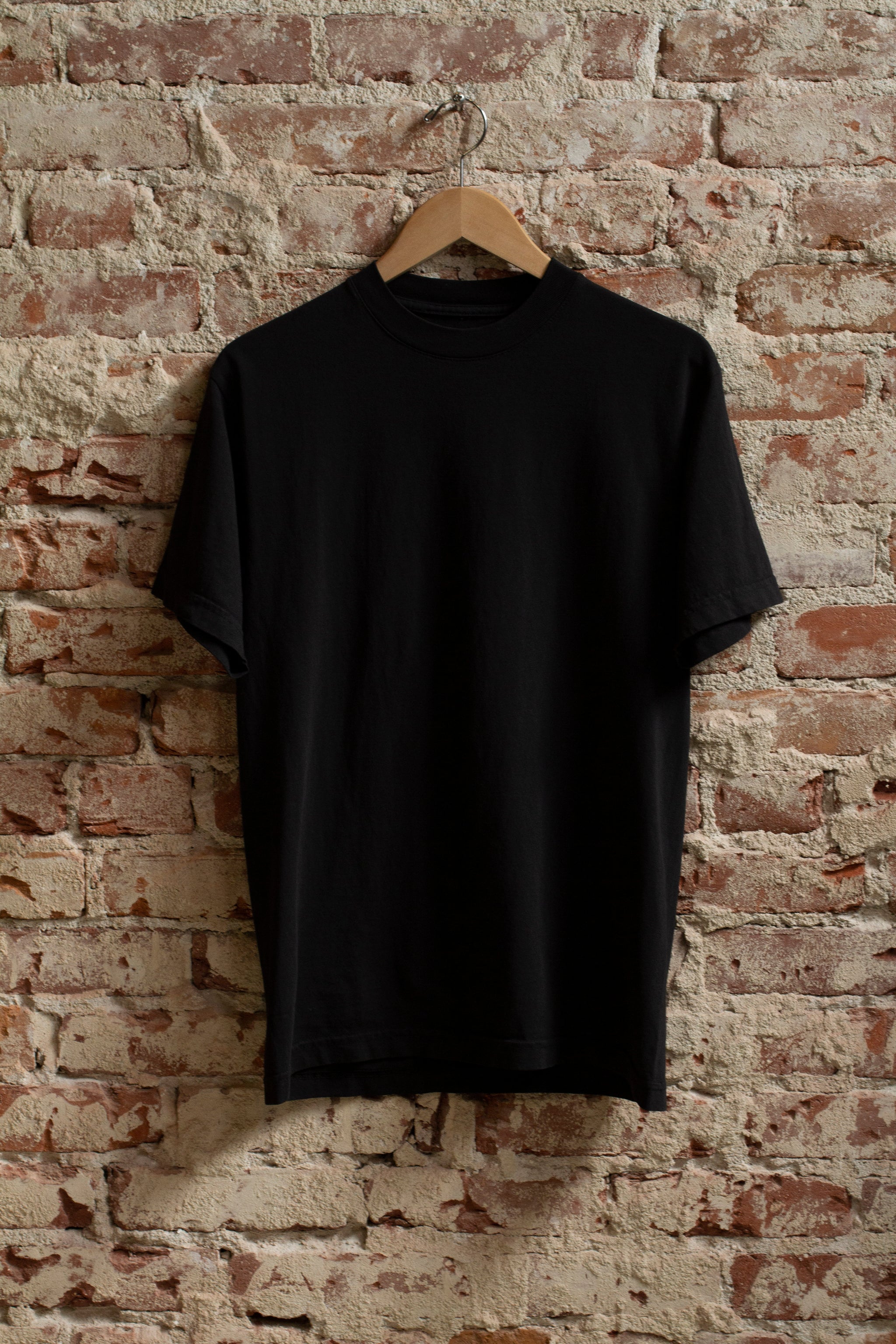 black t shirt