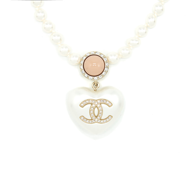 chanel pearl and crystal logo necklace