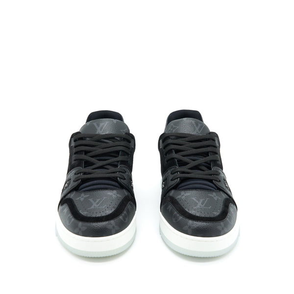 Louis Vuitton Size 9 Men’s Trainer Sneaker Monogram Black