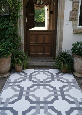 india ink outdoor rug