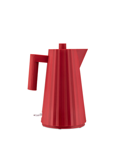Plissé red, cl 170 || 1.80 oz Electric kettle. European plug Alessi