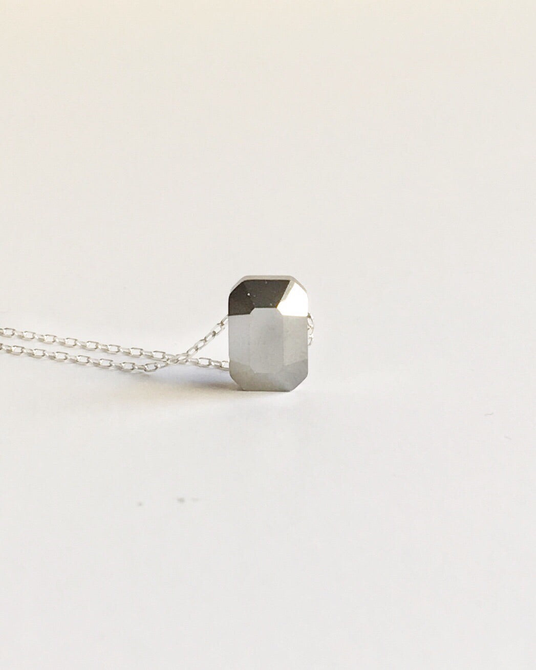 gray-crystal-necklace