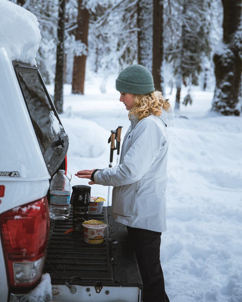 Cooking food in Yosemite in the winter