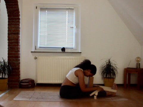 Yin Yoga Vorwärtsbeuge Paschimottanasana