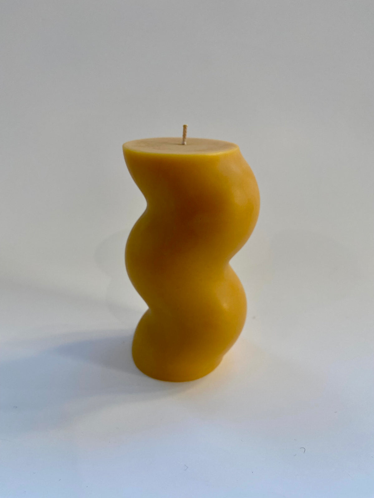 CANDLE-SQUIGGLY - William Bee