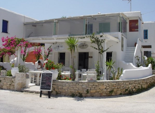 Olive_Restaurant_Folegandros