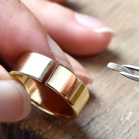 How to Resize Your Engagement Ring
