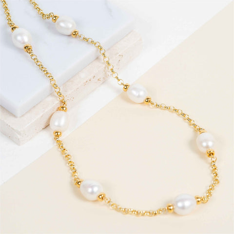 Pearl and Gold Necklace