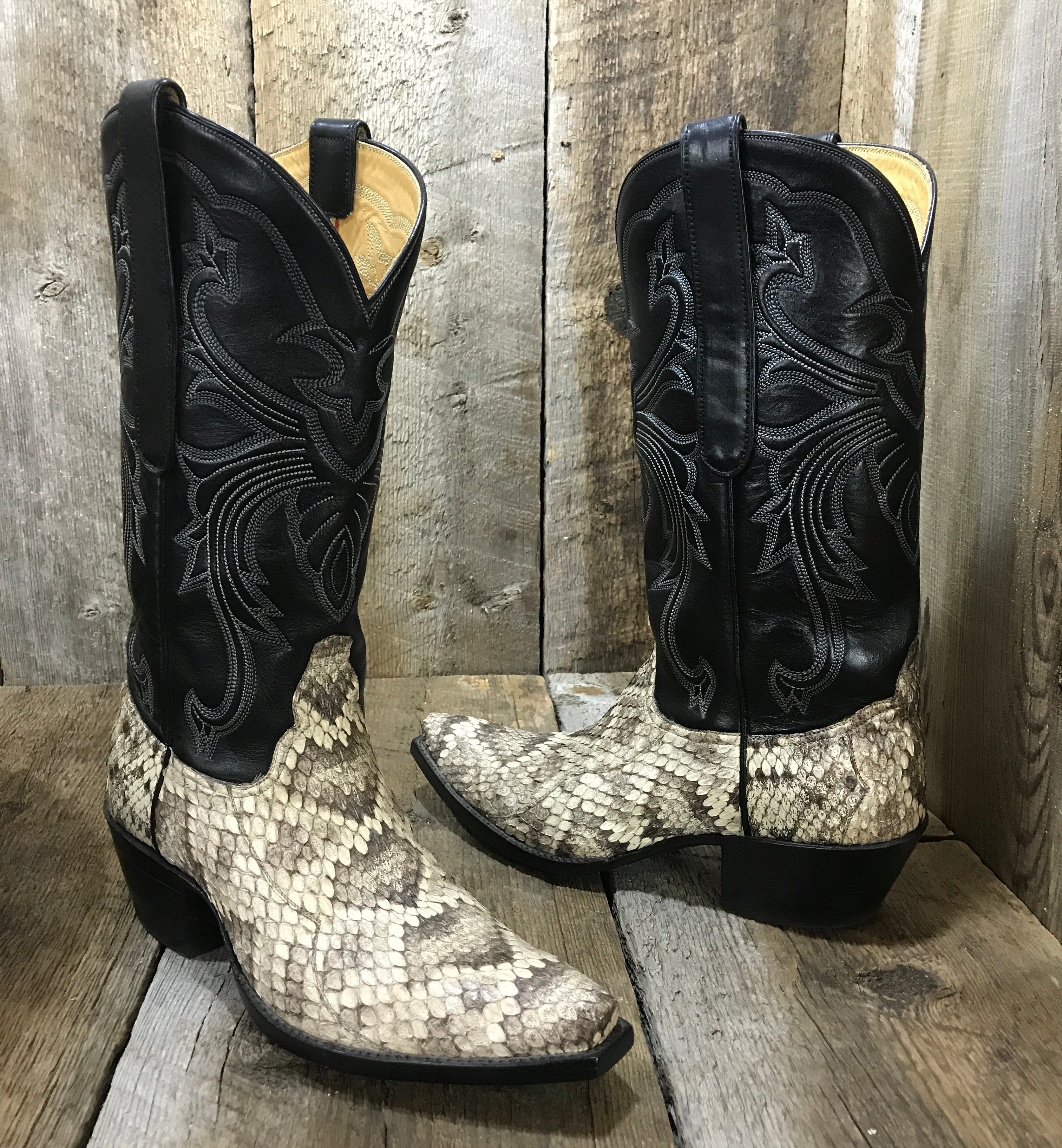 diamond back rattlesnake boots