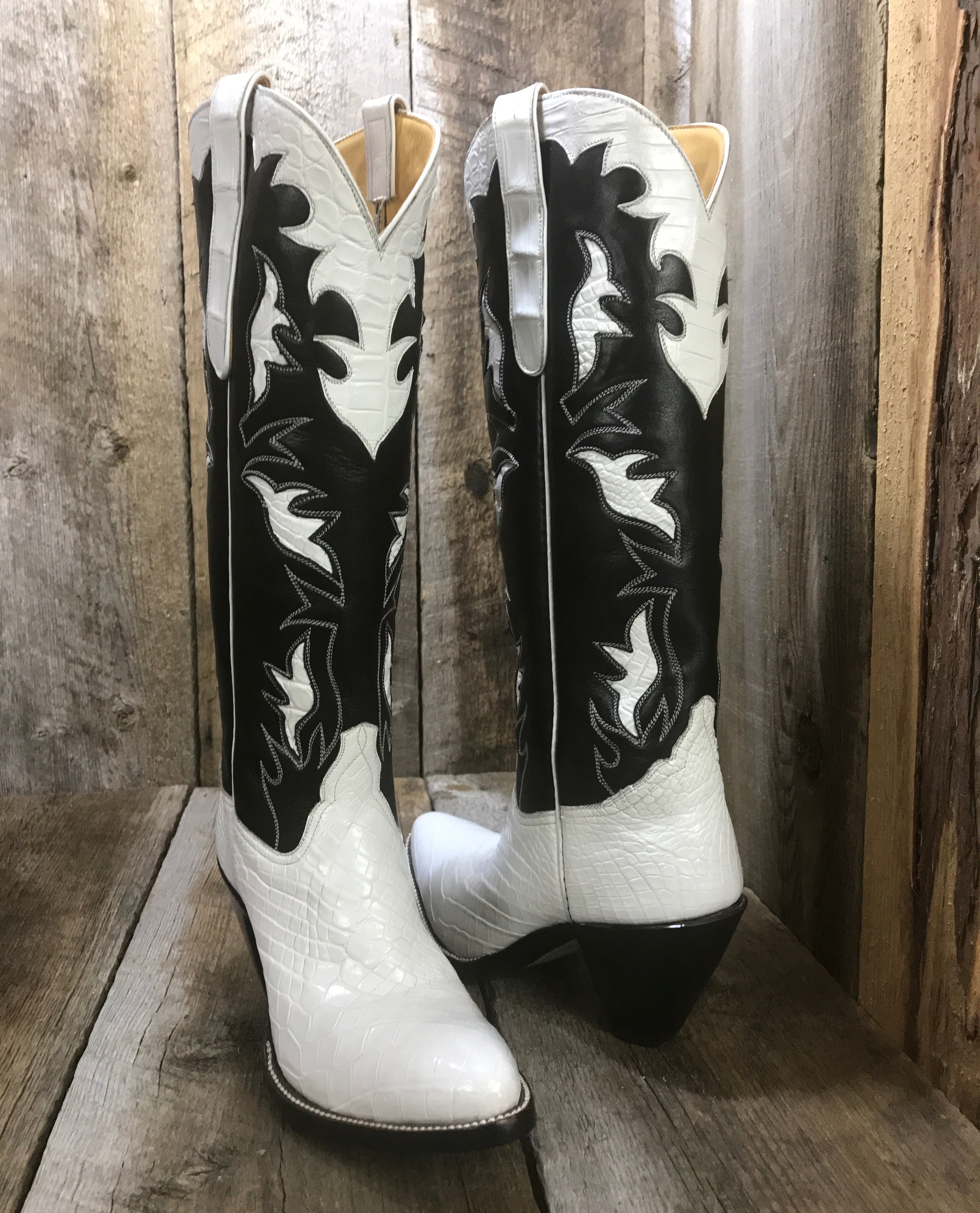 white alligator cowboy boots