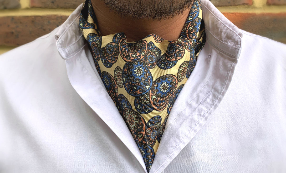 GUANG - Printed Silk Day Cravat - Cravat Club London