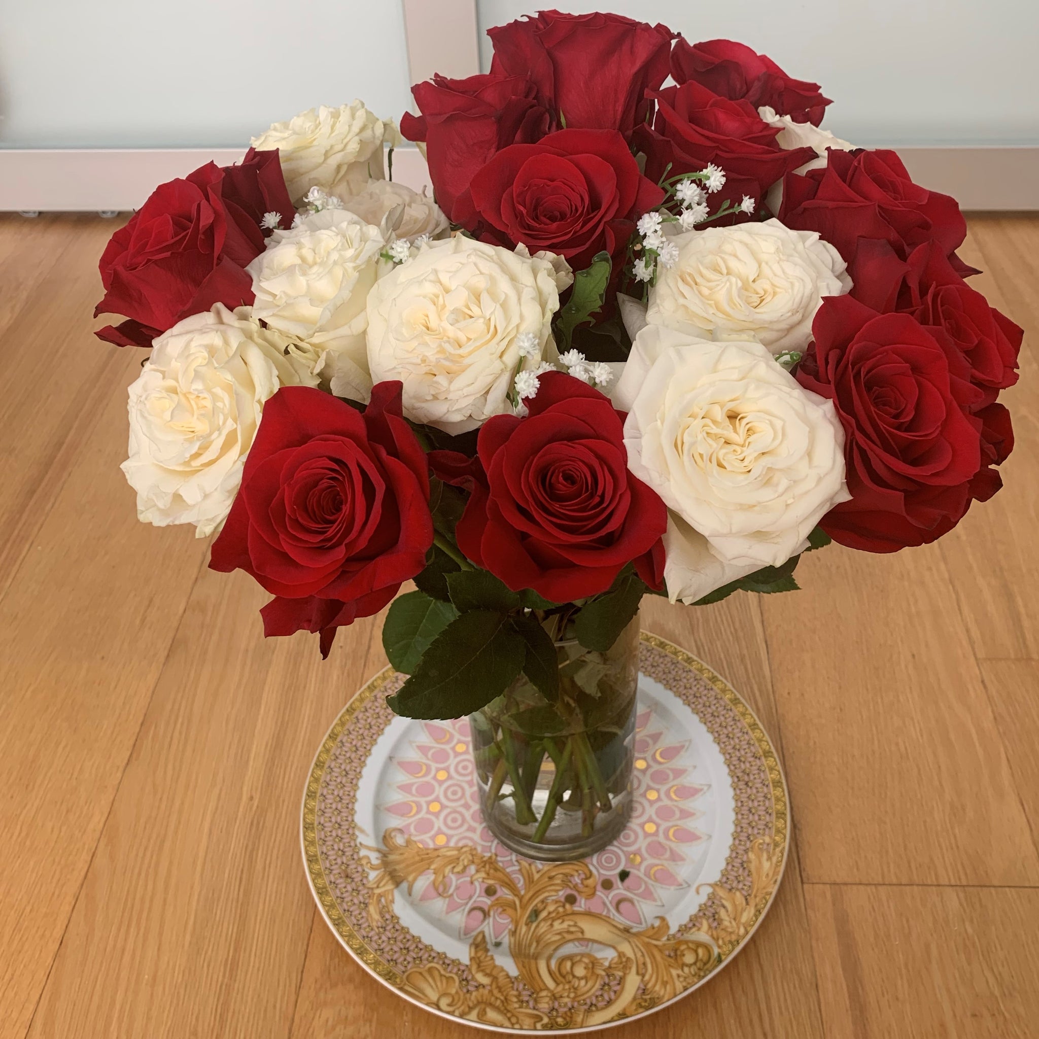 Classic Condolences Bouquet – Rose Farmers
