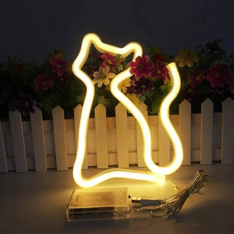 Se Kat Neon LED Lampe Varm hvid hos Geek´d