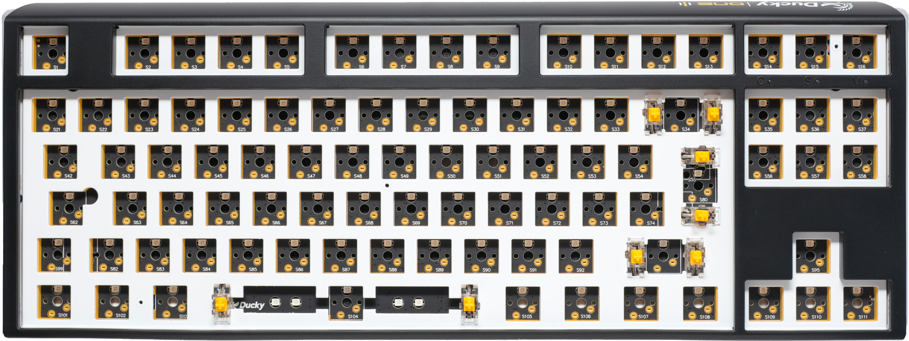 Se Ducky One 3 - Hot Swap ISO Barebone Black - TKL - RGB - Without Switches/keycaps hos Geek´d