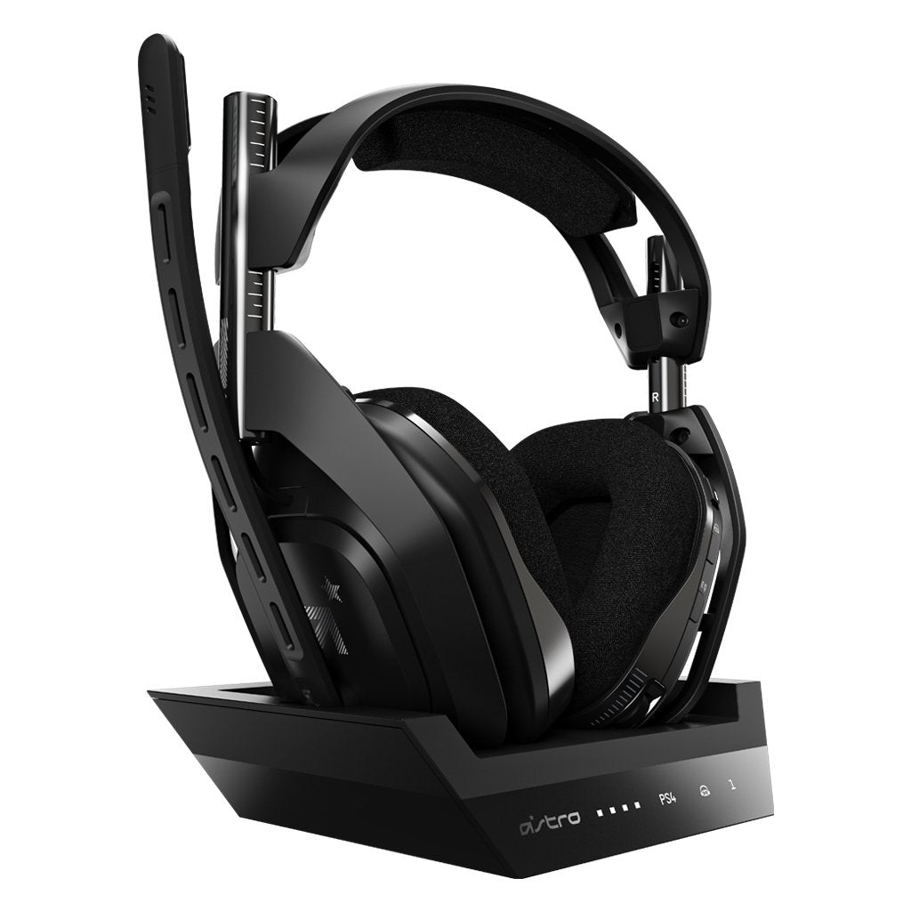 Se ASTRO - A50 Wireless + Base Station for PlayStation ® 4/PC - PS4 GEN4 hos Geek´d