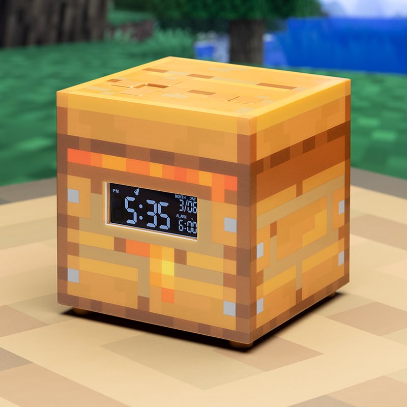 Se Minecraft Bee Hive Alarm Clock hos Geek´d