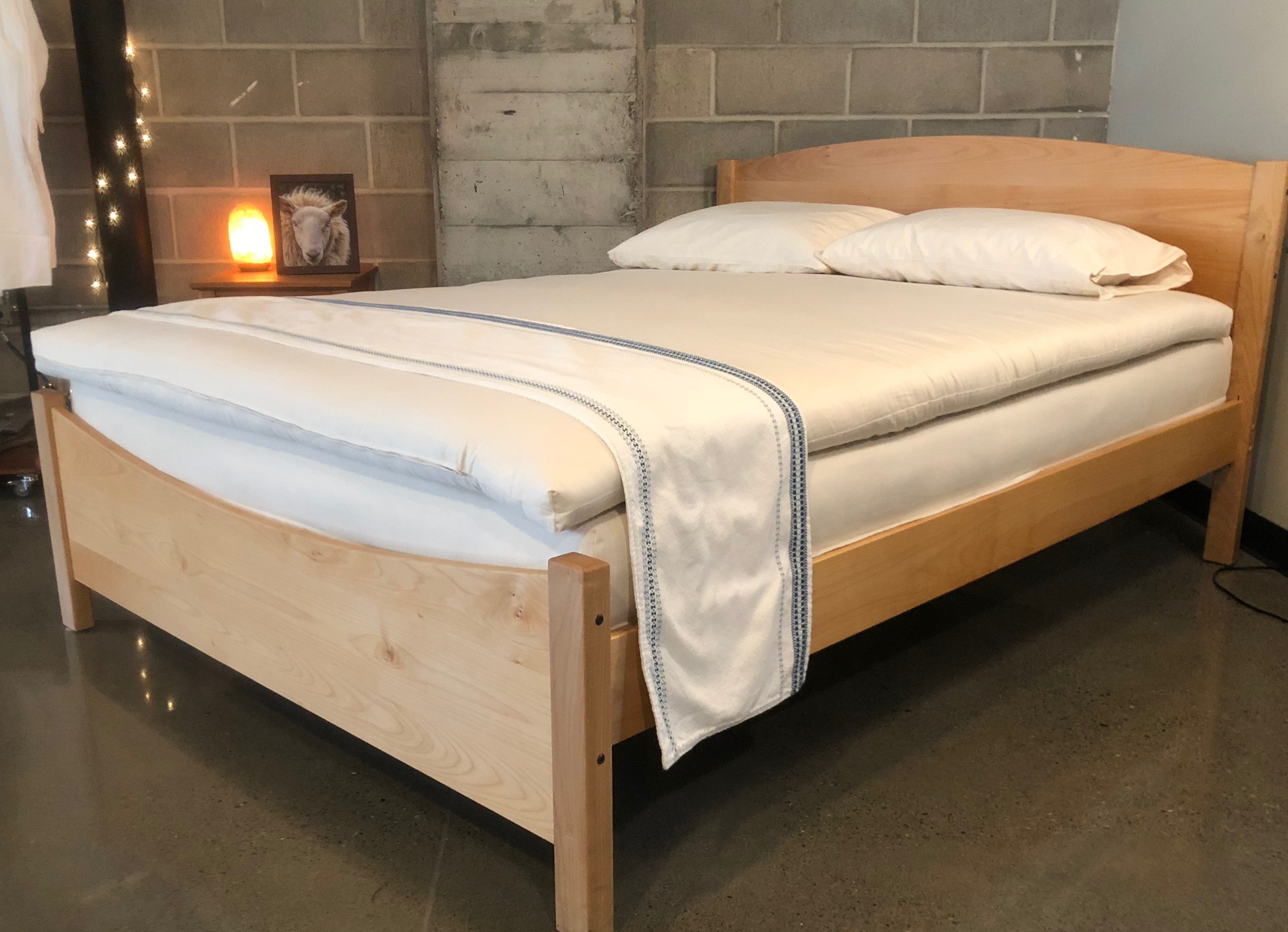 queen bed latex mattress topper