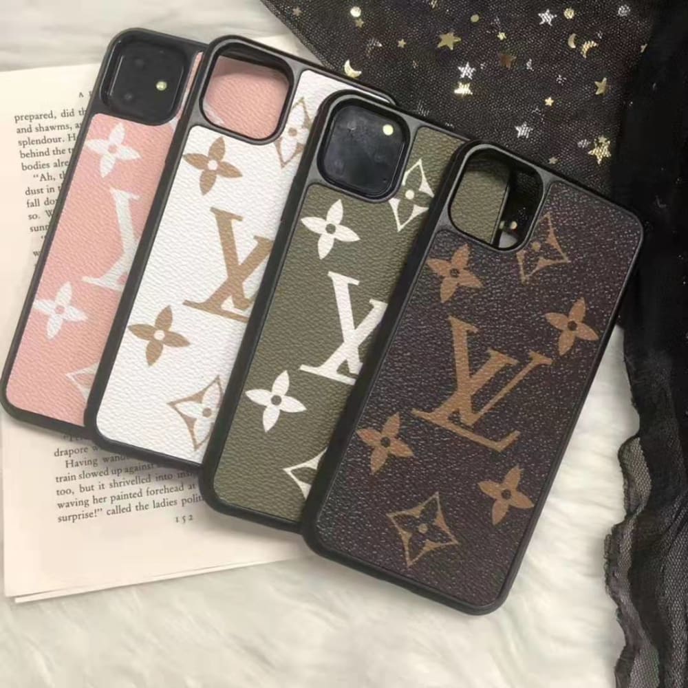 IPhone 11 Pro Max Louis Vuitton Small LV Case Brown
