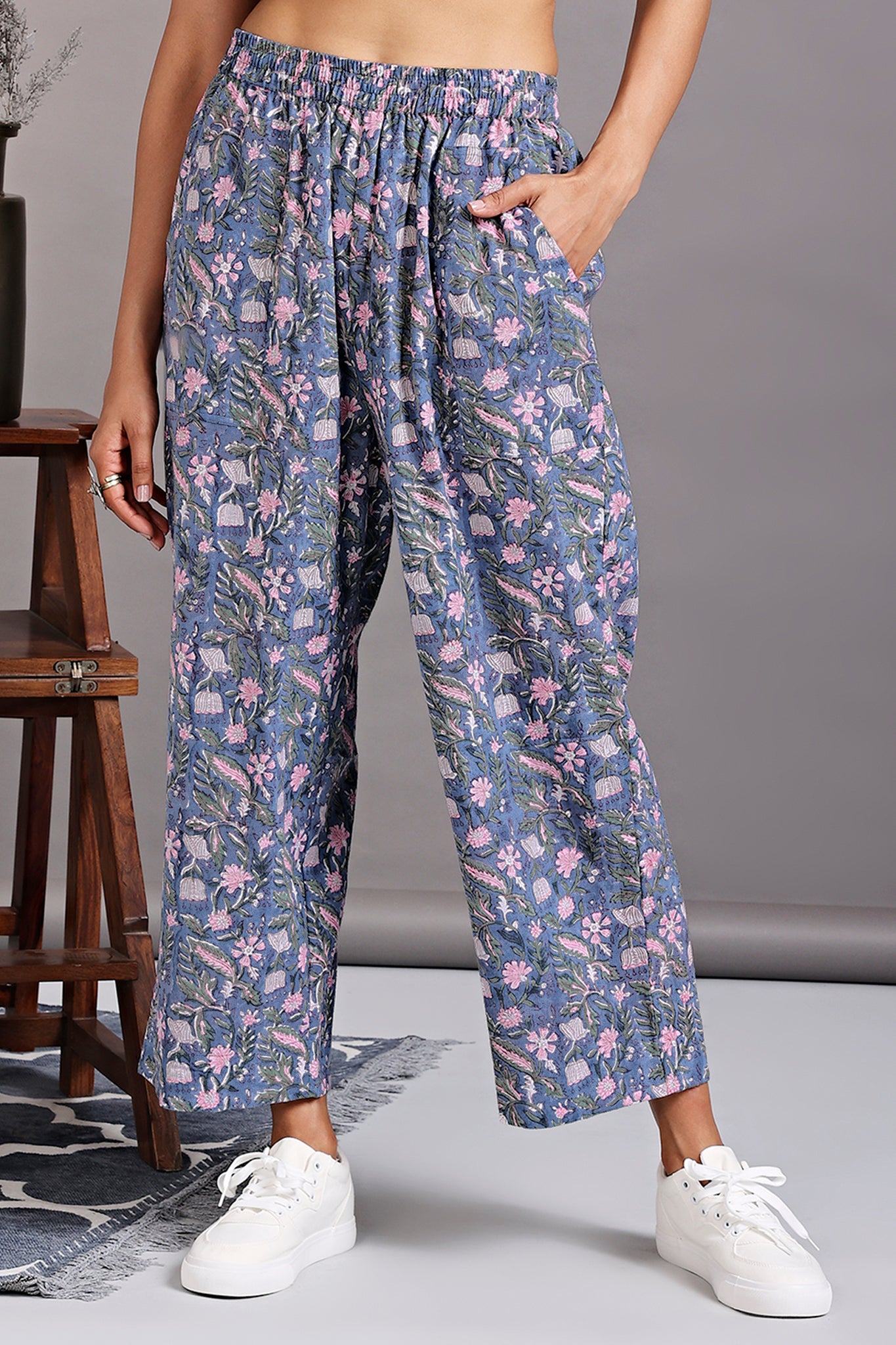 Comfort fit pants - light grey floral linen - maati crafts