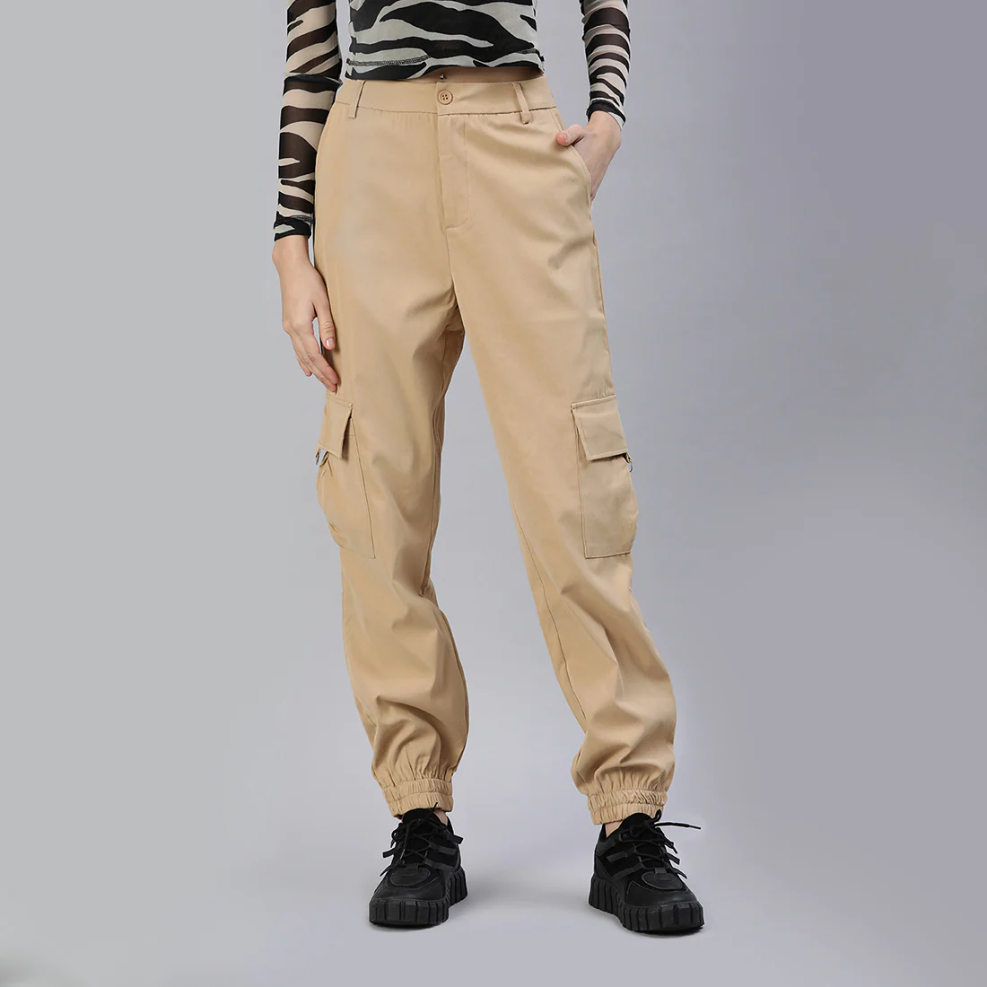 HIGH WAIST CARGO PANTS