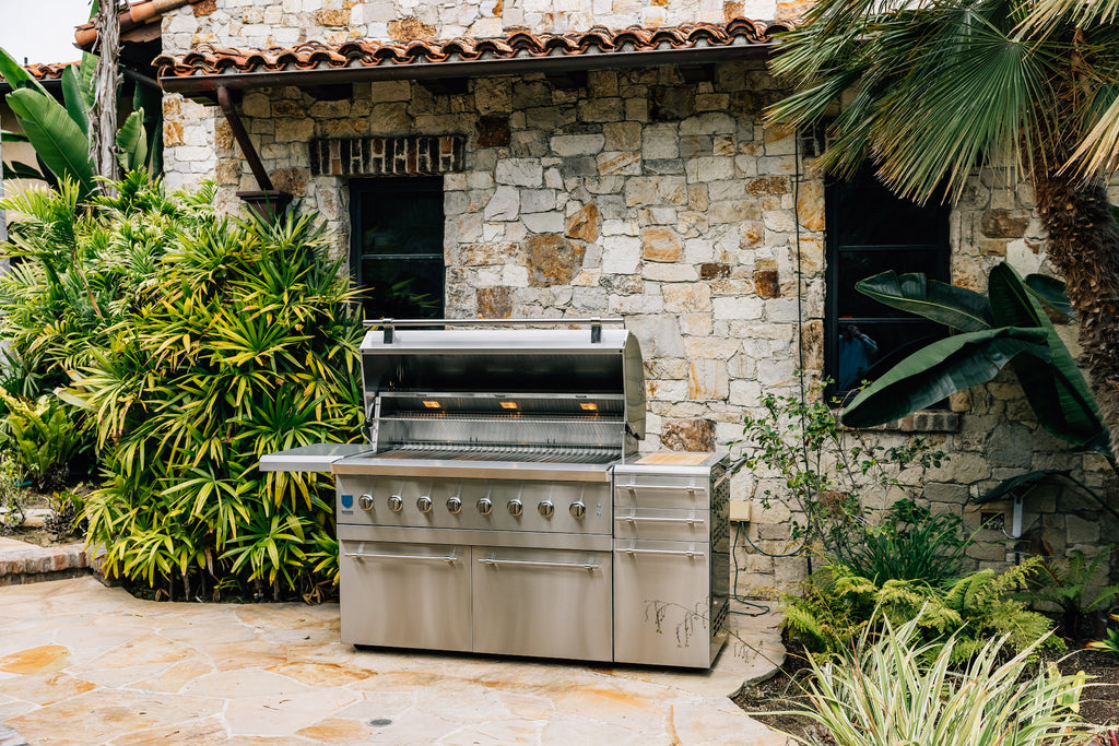 Advantages of Investing in a High-End Grill