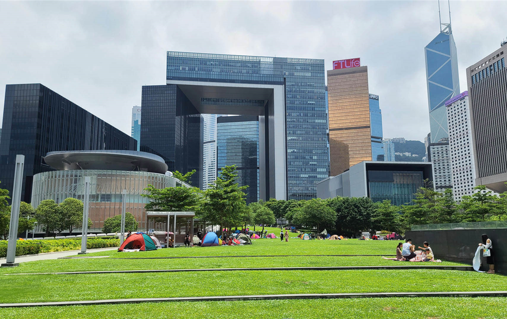 野餐好去處, 添馬公園, 香港城市中的綠洲